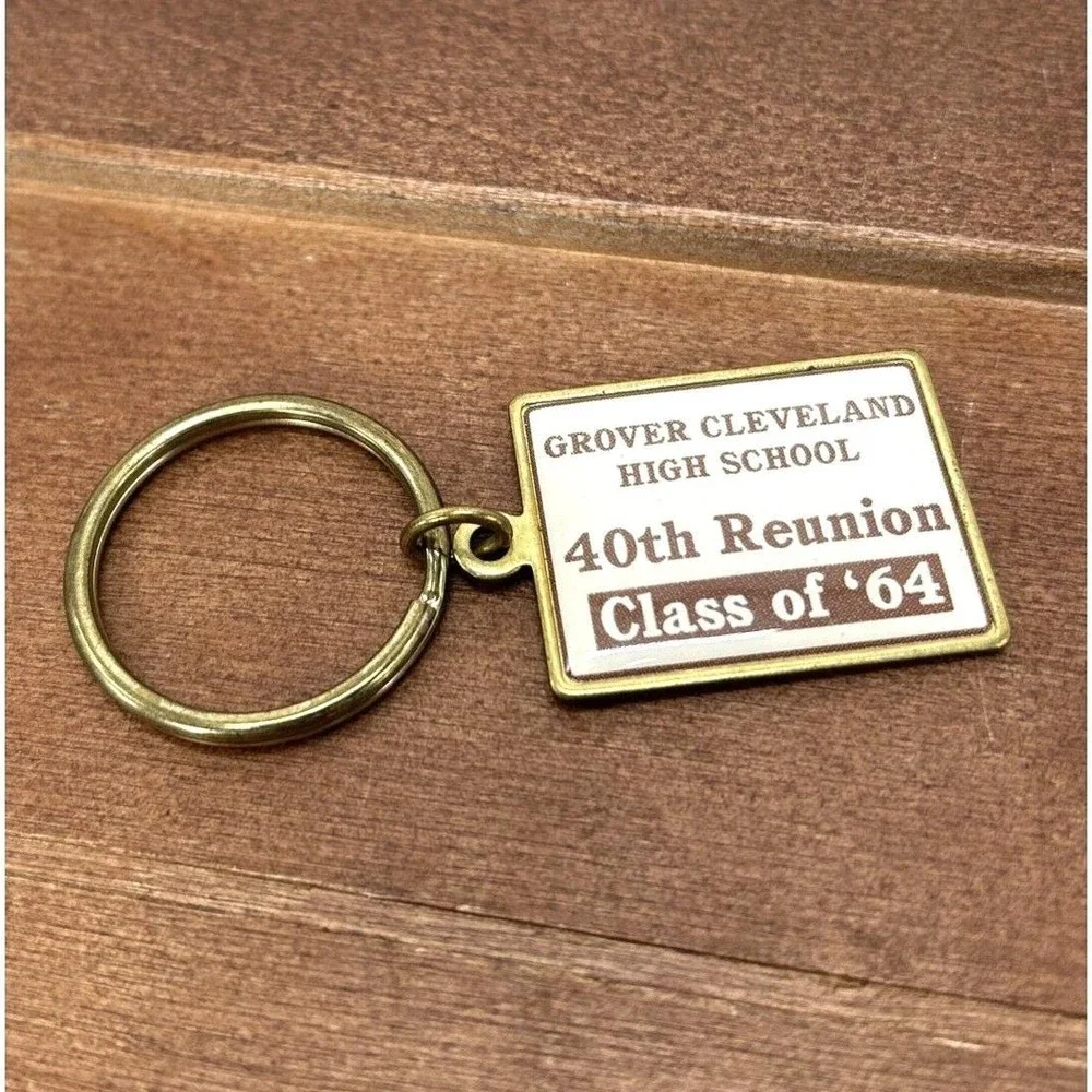 Grover Cleveland High‎ School 40th Reunion Class of 1964 Metal Keychain